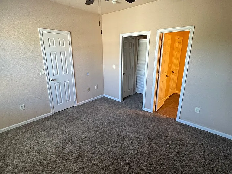 8434 Walerga Rd #332 — Photo 11