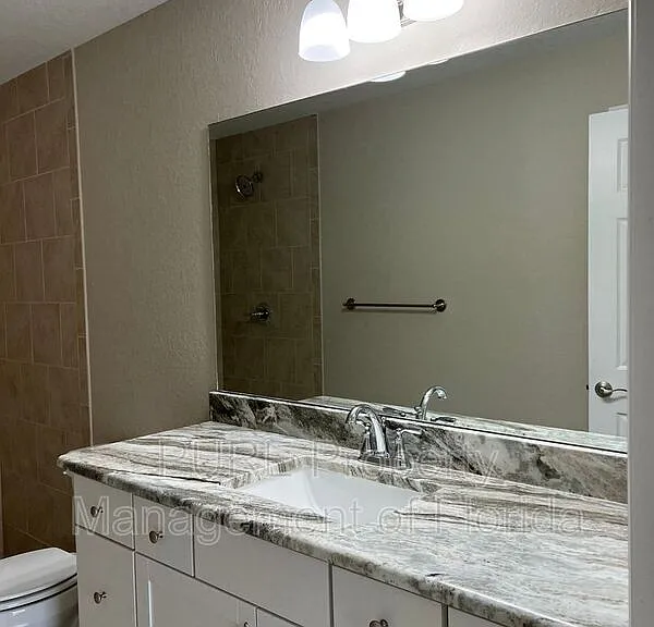 8 Locust Loop — Photo 14