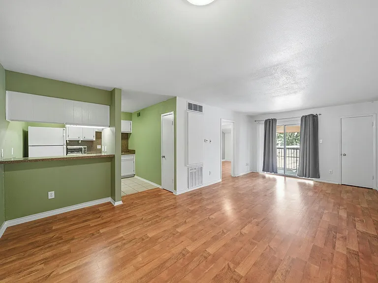 3131 Cummins St #80 — Photo 13