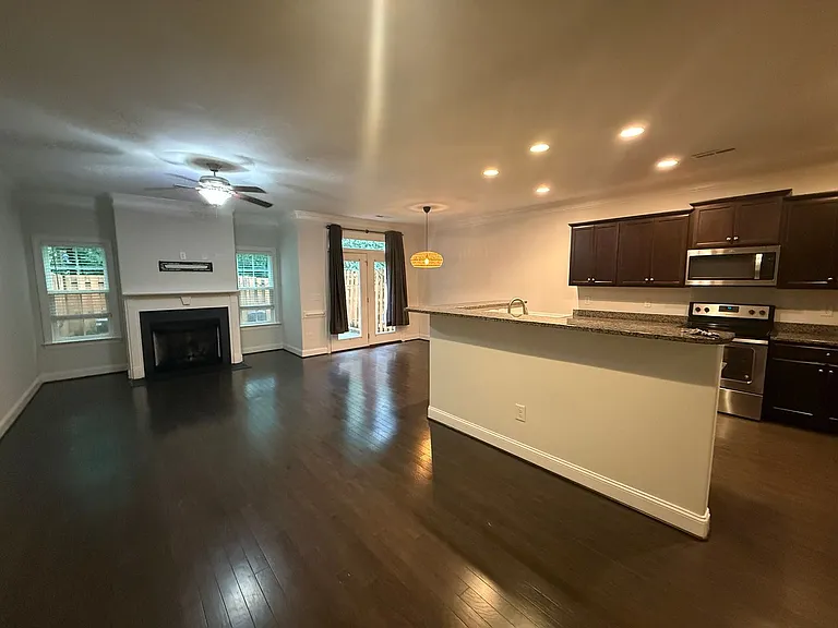 1123 Augustine Heights Dr — Photo 6