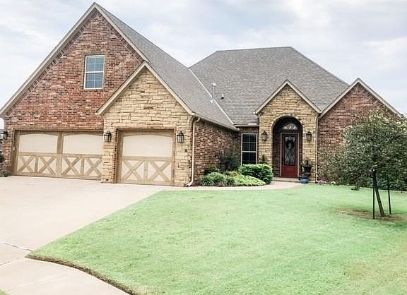 2nd image of 17701 Griffin Cove Ct