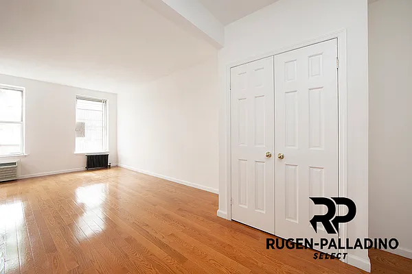 Rented by R New York | media 1