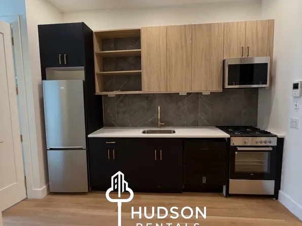 52 Grace St, Jersey City, NJ