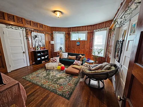 77 Ashford Ter #14 Photo 1