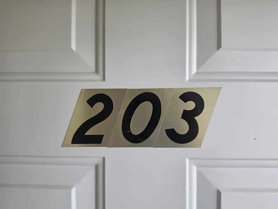 330 Stephenson Ave #203