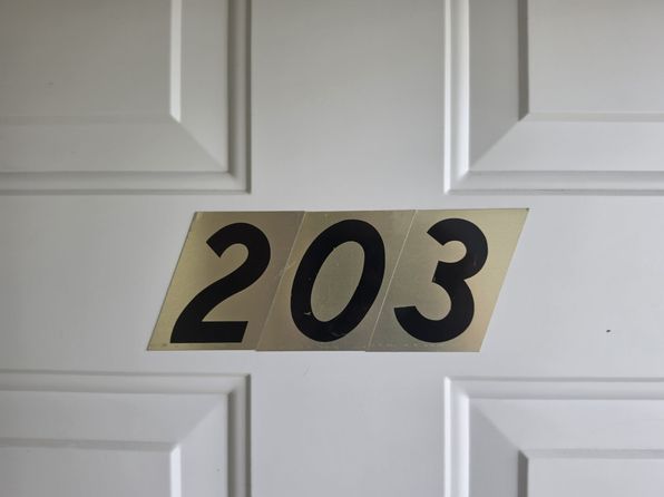 330 Stephenson Ave #203