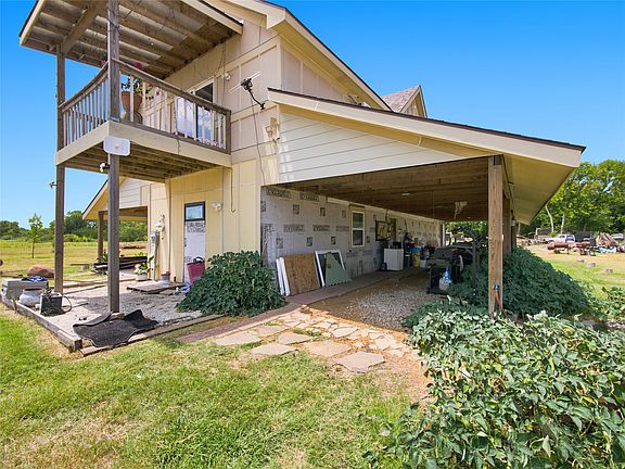 5th image of 402 County Road 3422
