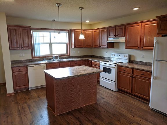 4th image of 1911 Whippoorwill Way Unit 3