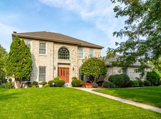 804 Fieldale Ln, Grayslake, IL 60030