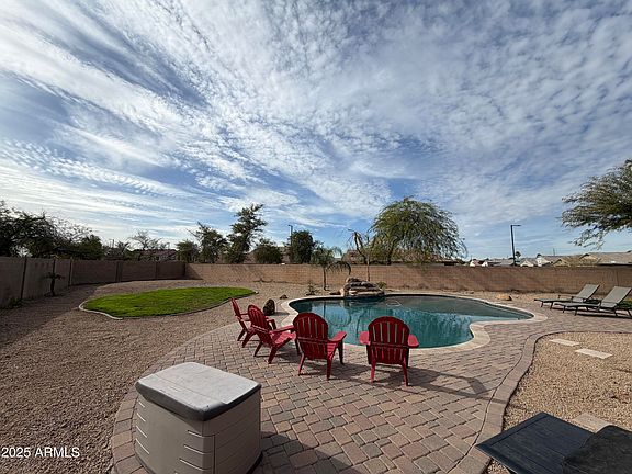 3rd image of 2946 S 161ST Drive