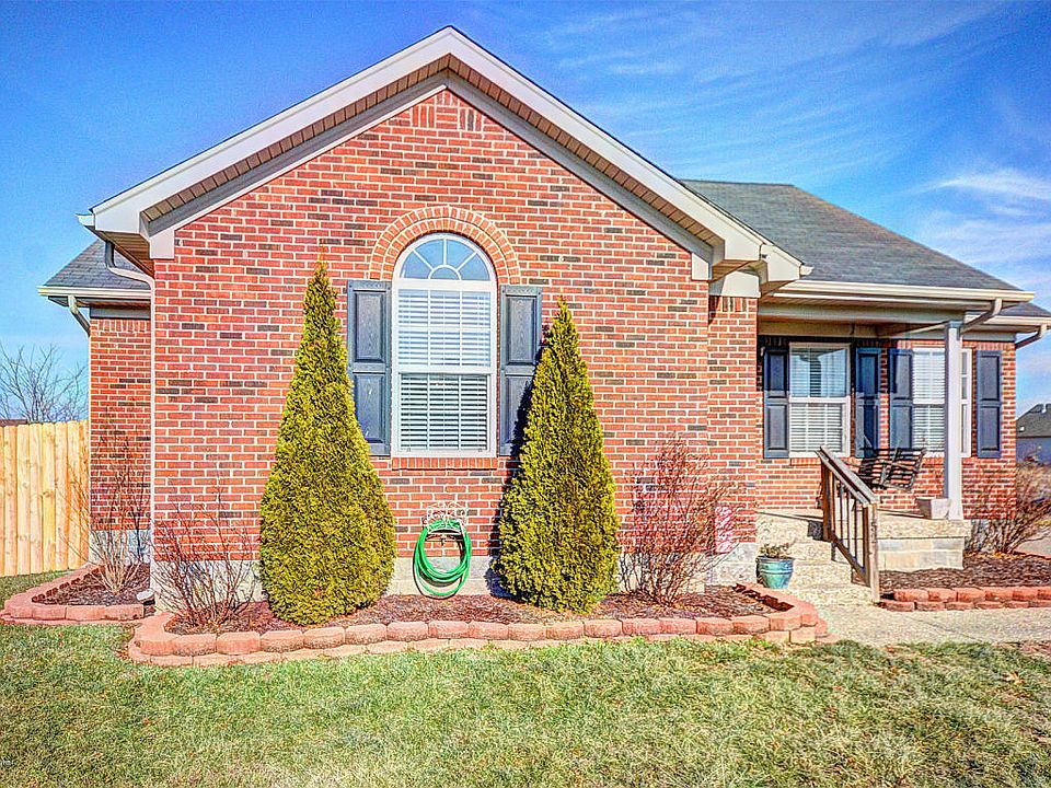 1st image of 152 Crooked Oak Ct