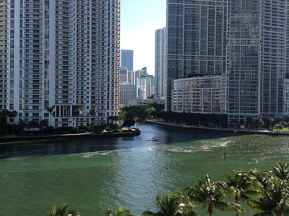 4th image of 325 Biscayne Blvd APT 617