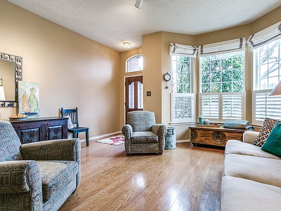 5th image of 6914 Conestoga Dr