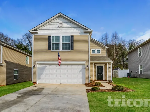 843 Bitting Hall Cir, Rural Hall, NC 27045