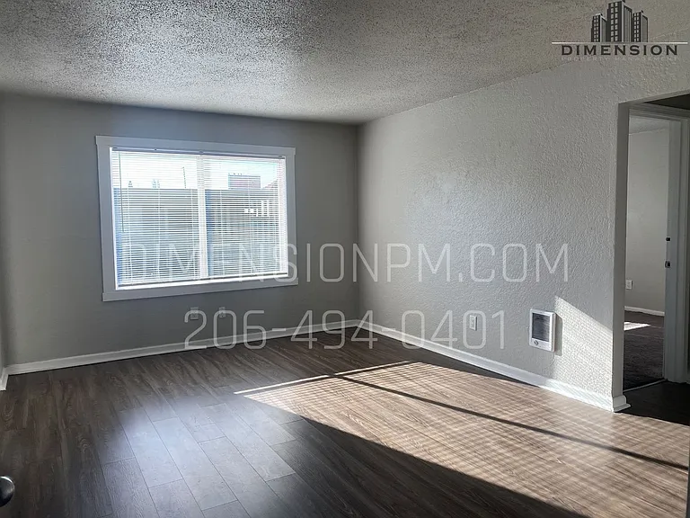 5401 Pacific Apartments — Photo 12