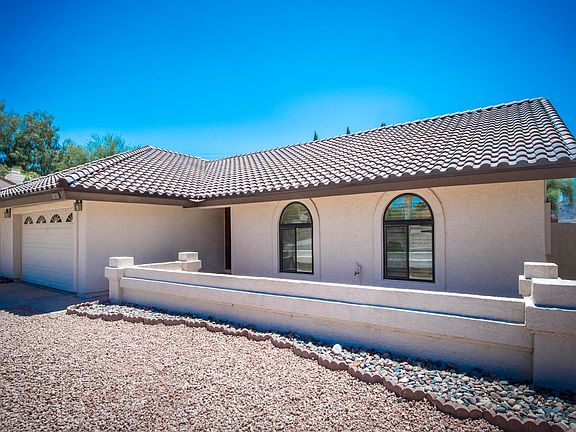 3rd image of 10655 N Indian Wells Dr