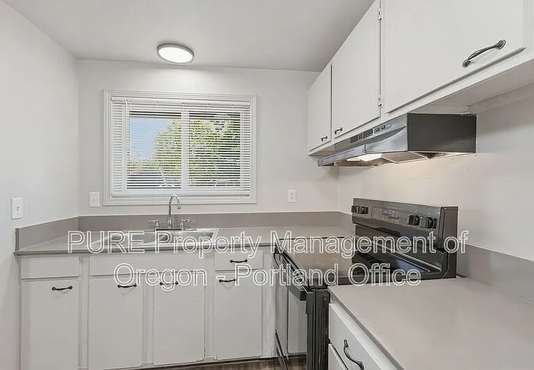 18411 E Burnside St #105 — Photo 9