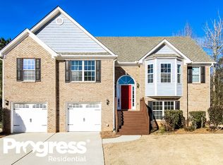1514 Meadow Mist Ct, Loganville, GA 30052