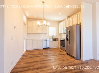 907 35th Ave, Santa Cruz, CA 95062
