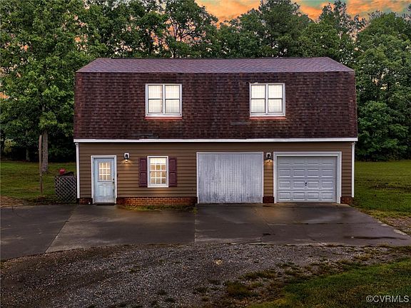 3rd image of 12074 Cedar Ln