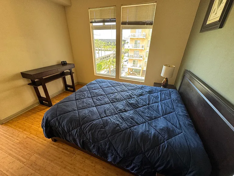 488 E Ocean Blvd #417 — Photo 30