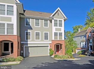 32 Millrace Ln, Rockland, DE 19732