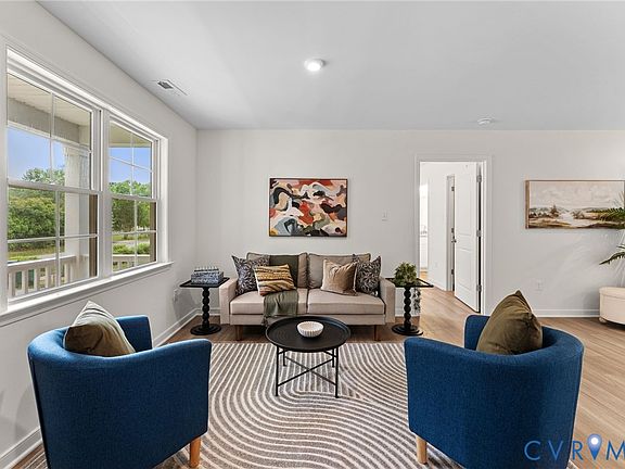 4th image of 112 N Chatham Dr