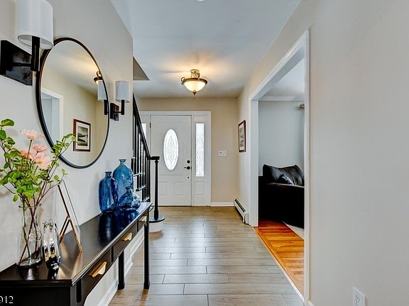 3rd image of 76 E Lake Rd