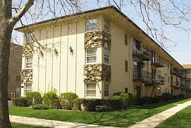 1st image of 5516 W Windsor Ave APT 2N