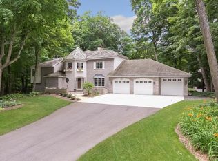 6325 Maple Rdg, Excelsior, MN 55331