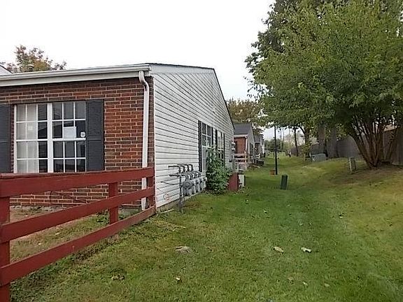2nd image of 2476 Winding Hills Dr
