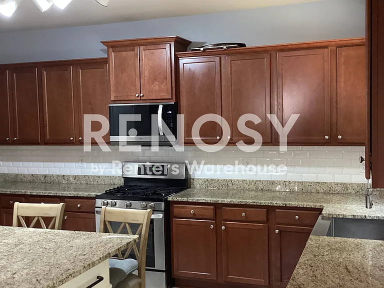 2377 Peach Shoals Cir — Photo 24