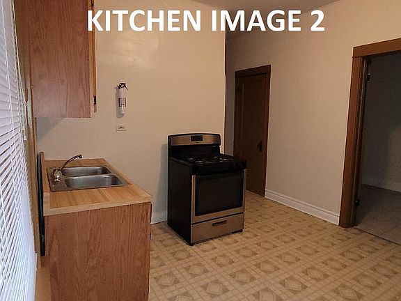 5th image of 2630 W Iowa St #1F