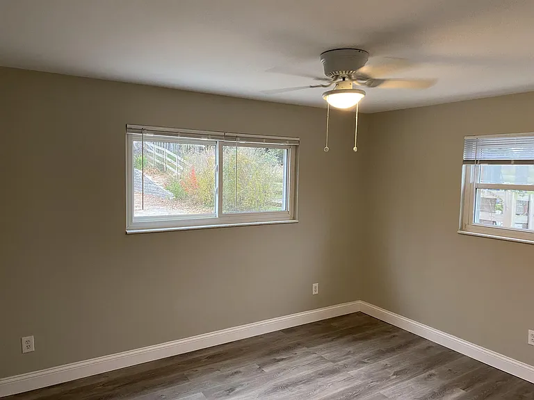 123 Kathleen Dr #2 — Photo 11