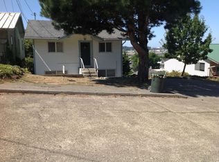375 Park Ave #2B-1BA, Coos Bay, OR 97420