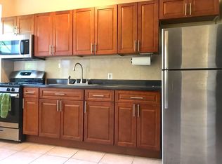 34-09 42nd St #2B, Long Island City, NY 11101