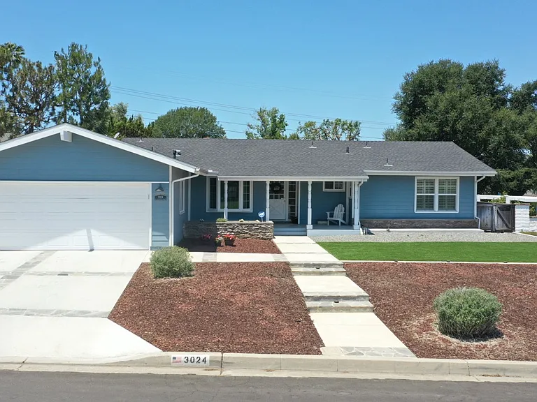 3024 N Oceanview St — Photo 18