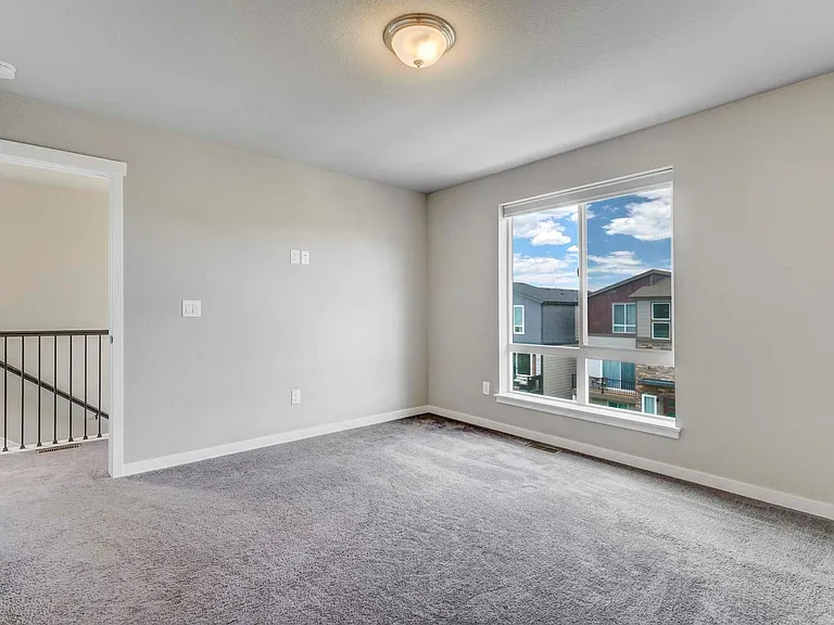 1354 Sunshine Valley Way — Photo 25