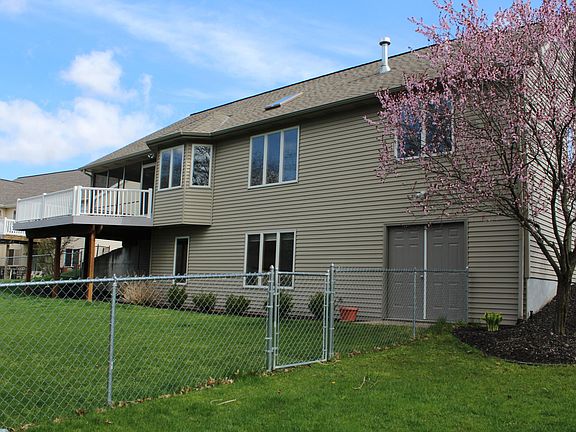 5th image of 3920 Acadia Dr