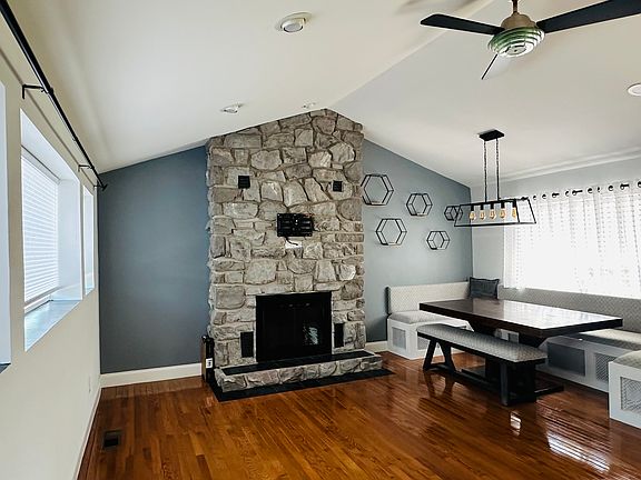 4th image of 3201 Berview Ln