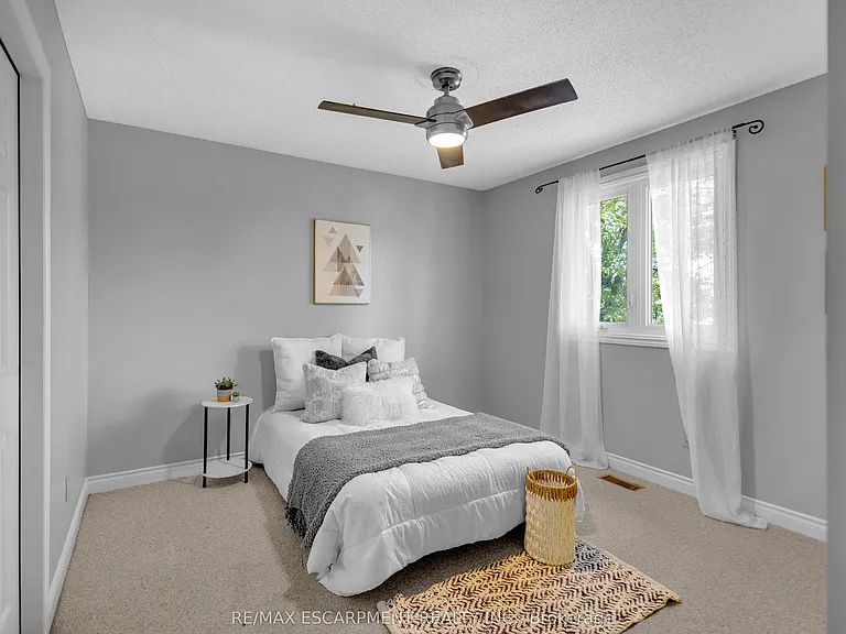 489 Acadia Dr — Photo 26