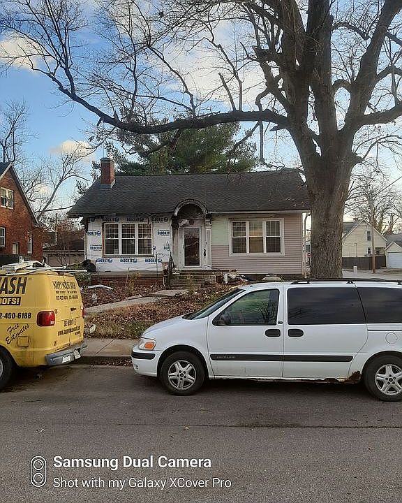 1st image of 801 Ravenswood Dr