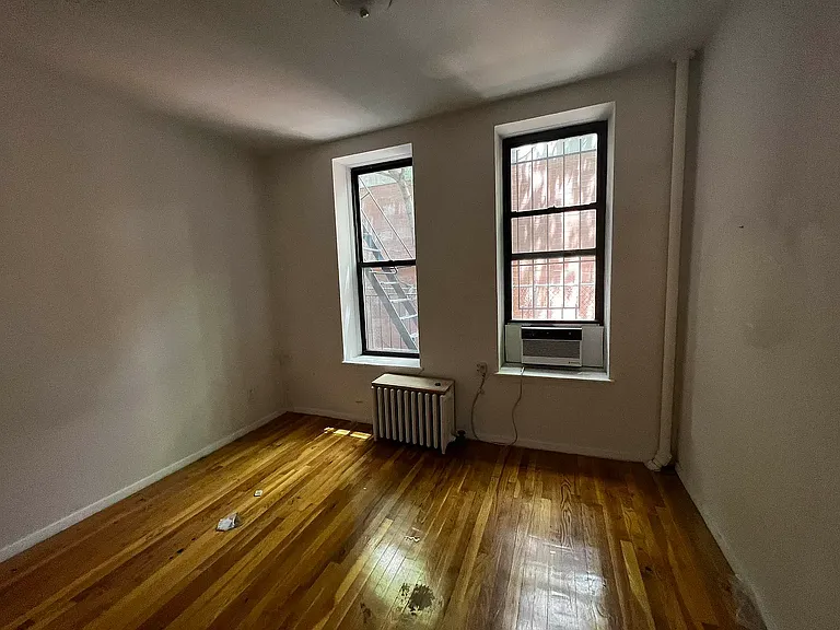 217 E 33rd St #1RE — Photo 4