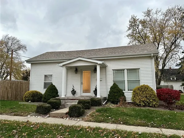 417 E West St, Georgetown, IL 61846