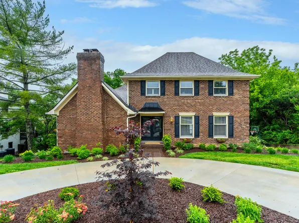 2063 Manor Dr, Lexington, KY 40502