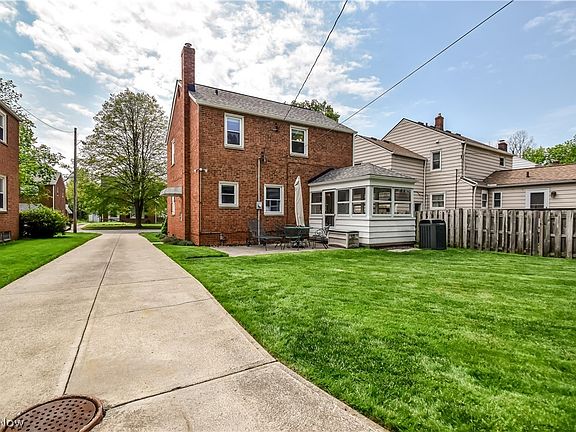 4th image of 1785 Idlehurst Dr
