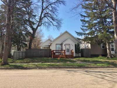 726 8th Ave SE, Aberdeen, SD, 57401