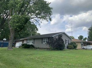 3131 E Enos Ave, Springfield, IL 62702