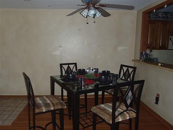 5th image of 1444 Woodview Dr APT 6