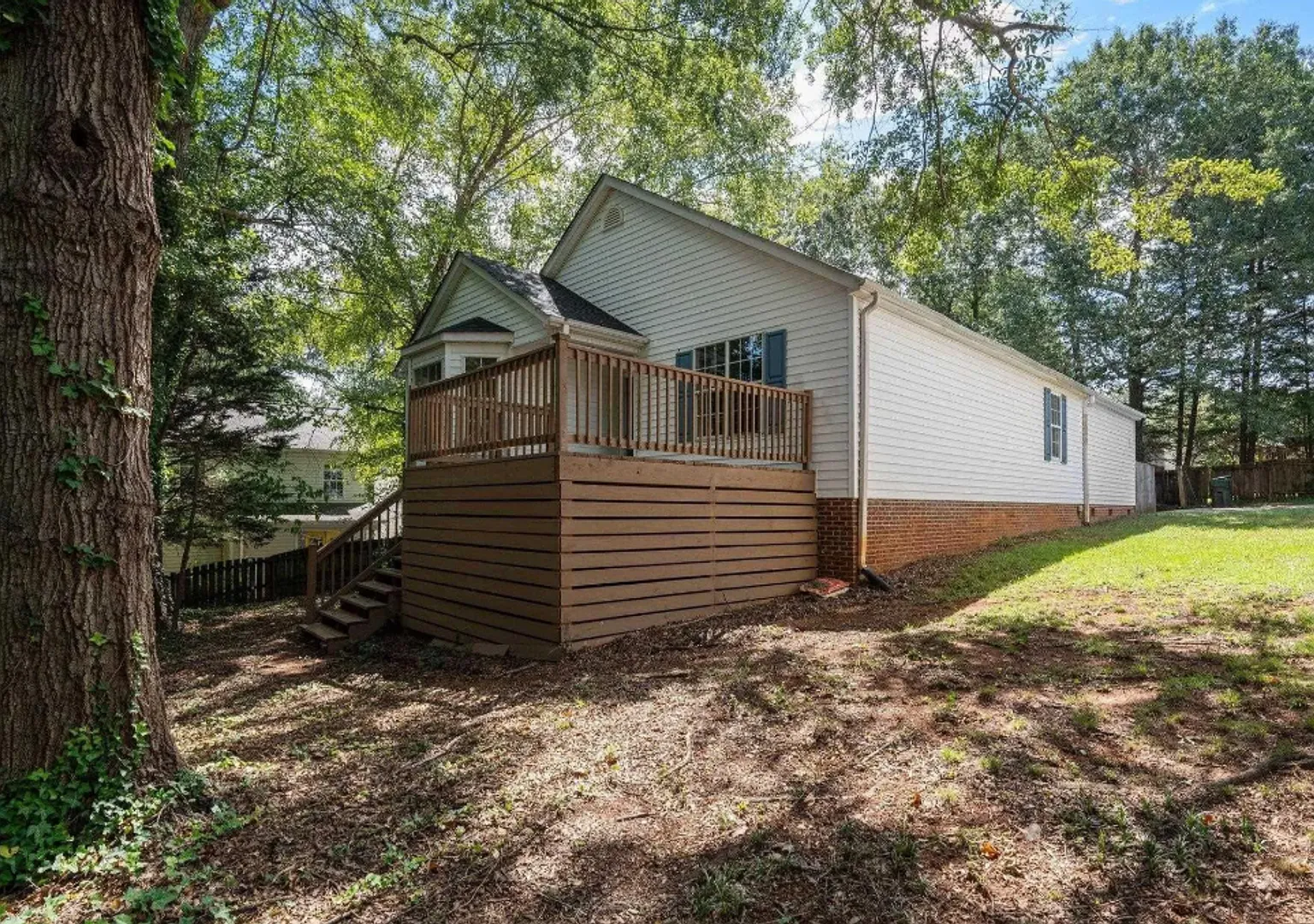 Charming 4/3 Home Downtown Greenville! — Photo 1